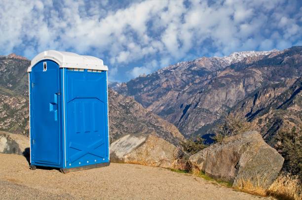 Best Portable restroom trailer rental  in Four Cners, OR